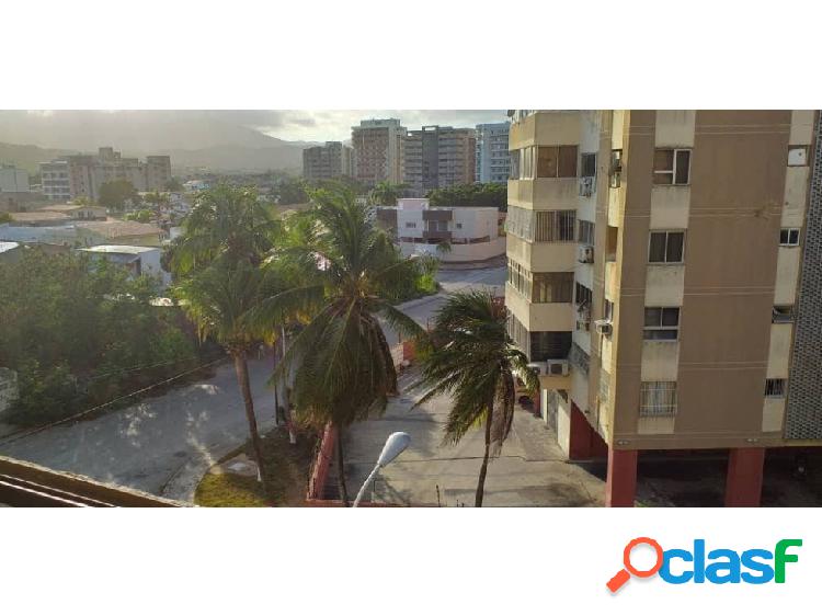 SE VENDE APARTAMENTO EN MARGARITA VE02-011MG-MFARR