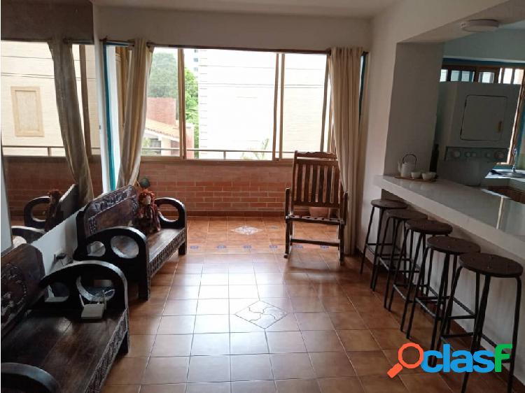 SE VENDE APARTAMENTO EN PORLAMAR VE10-061CP-EQUI