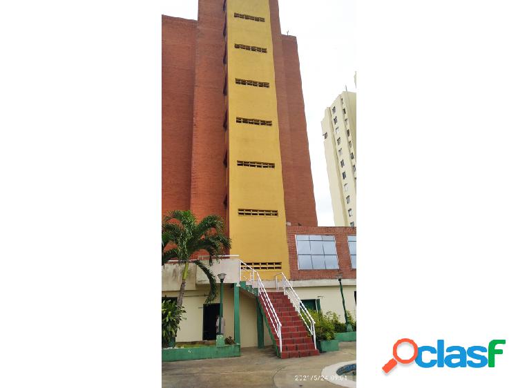 SE VENDE APARTAMENTO EN RES AIDA ELENA VE02-023SJ-ECAM