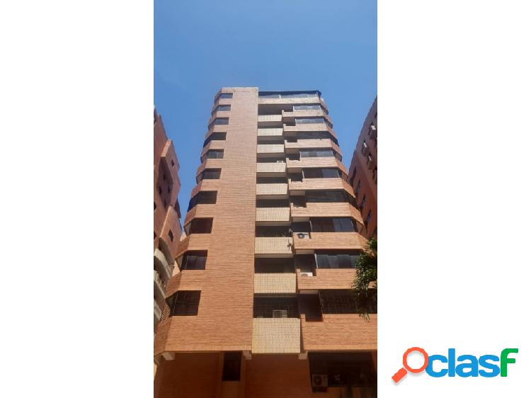 SE VENDE APARTAMENTO EXCLUSIVO TRIGALEÑA ALTA