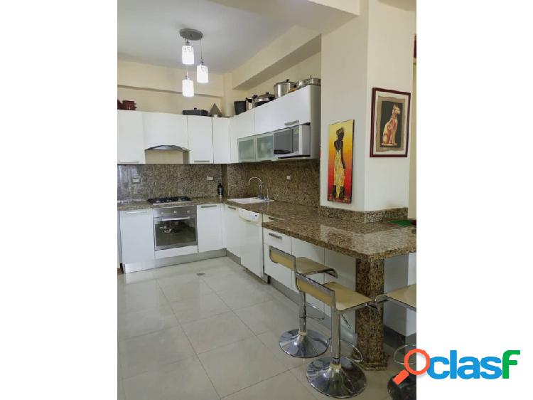 SE VENDE APARTAMENTO RES. CORAL FLOWER JUANICO, MATURÍN