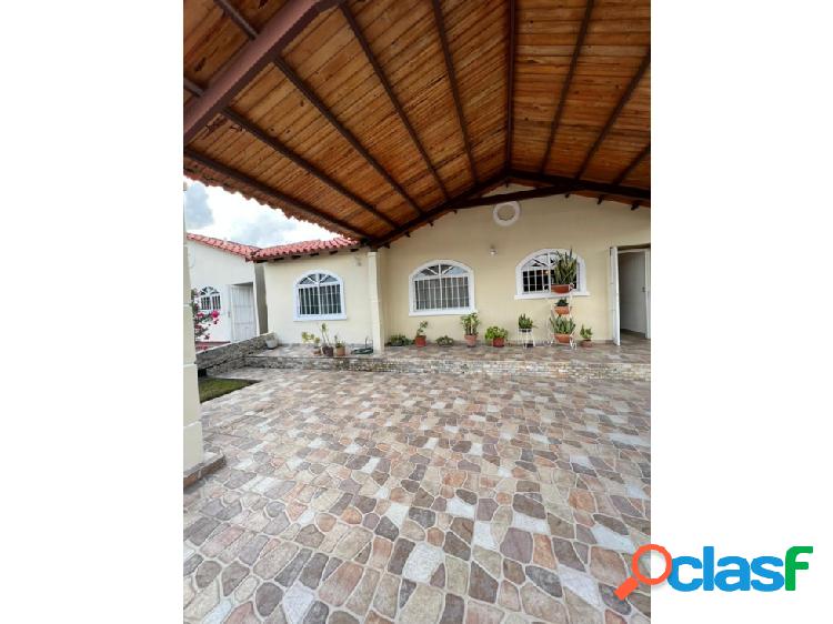 SE VENDE CASA EN GUAYACAN 2 TERRAZAS DEL NORTE