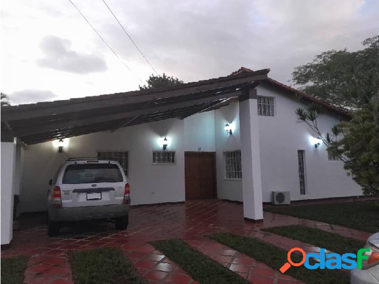 SE VENDE CASA EN LA URB LA LAGUNA/TIPURO VE02-1430ST-JVIS