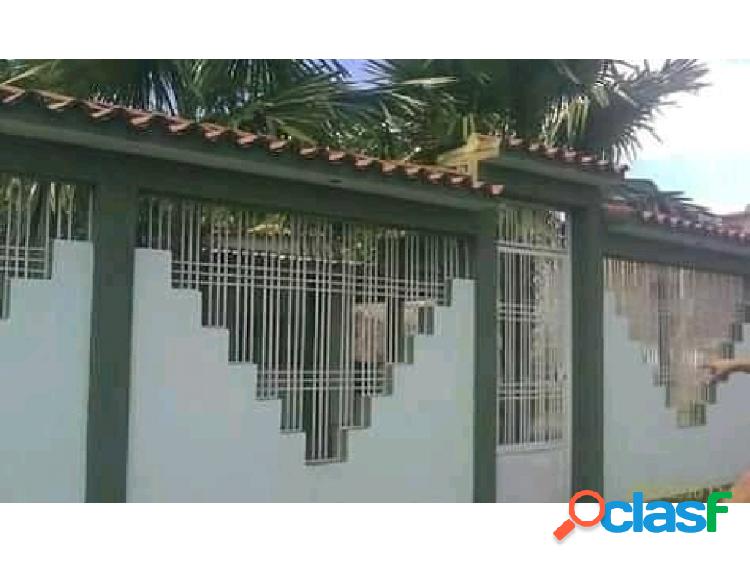 SE VENDE CASA EN SABANA DE CARIPITO VE02-379CA-JV