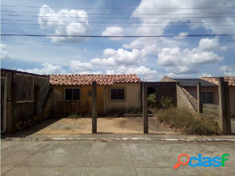 SE VENDE CASA EN URB. JUANA LA AVANZADORA VE02-009ZI-MMAR