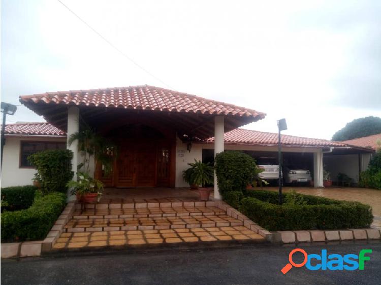 SE VENDE CASA EN URB. LA LAGUNITA, TIPURO, MATURÍN