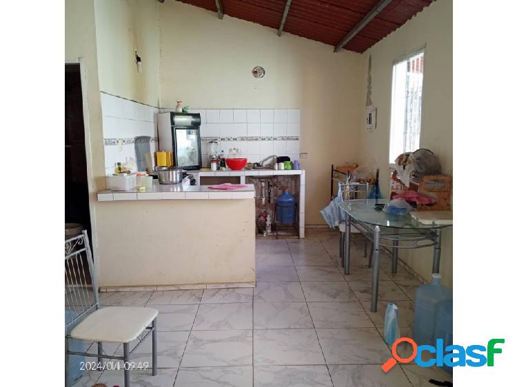 SE VENDE CASA EN URBANIZACIÓN CHARALLAVE VE10-050UC-JGUT