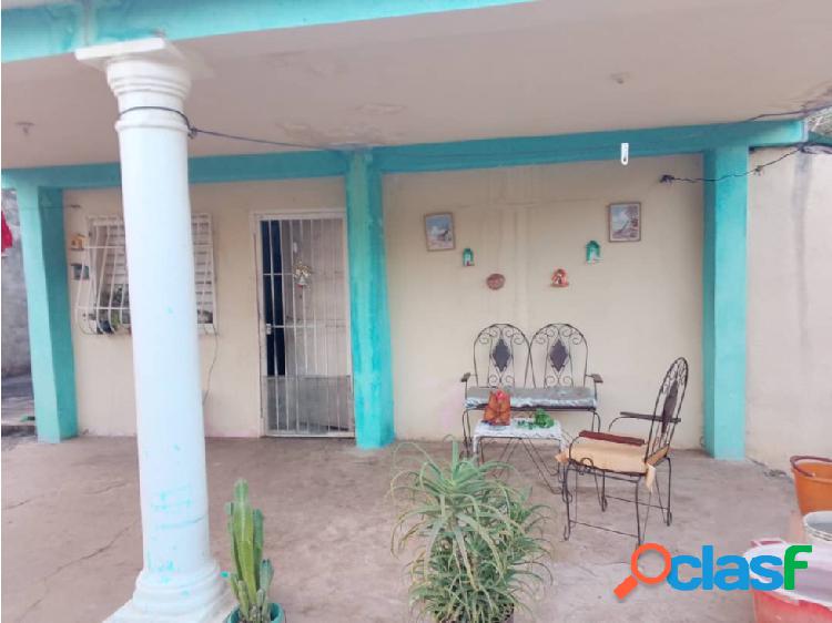 SE VENDE CÓMODA CASA EN CANCHUNCHÚ VIEJO V10-021CC-YCOV