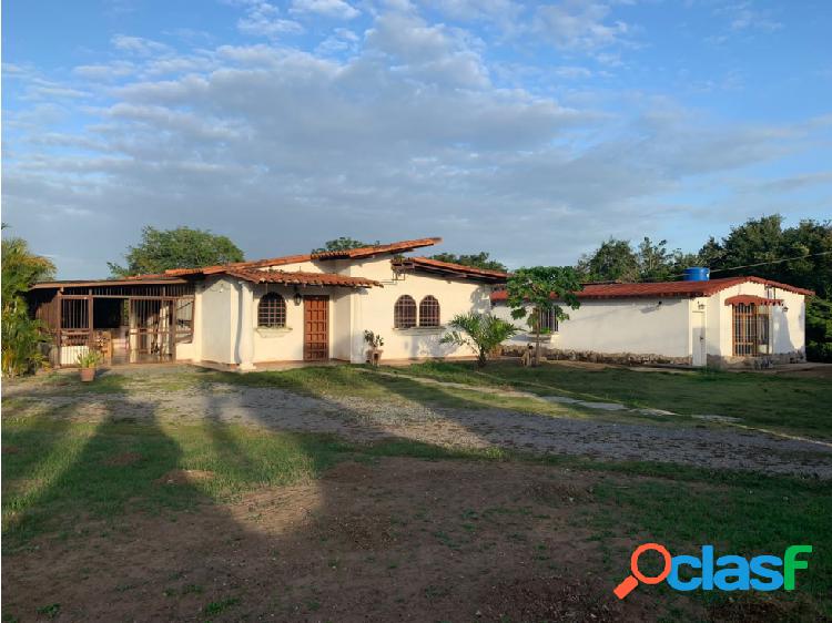 SE VENDE FINCA EN GUAYUTA VE02-009GCN-AUROJ