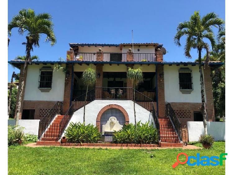 SE VENDE HERMOSA CASA DE CAMPO EN SAN CASIMIRO