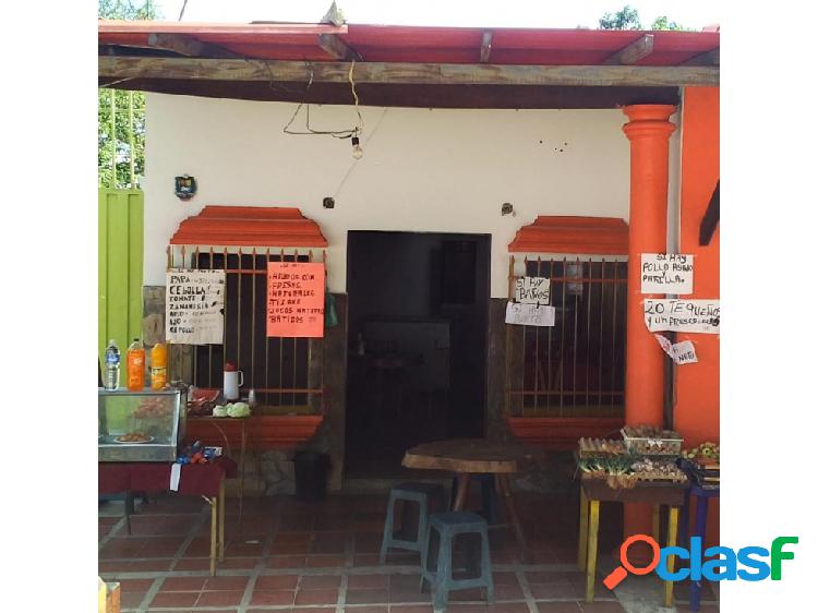 SE VENDE LOCAL COMERCIAL EN LA QUEBRADA DE LA VIRGEN VE-08