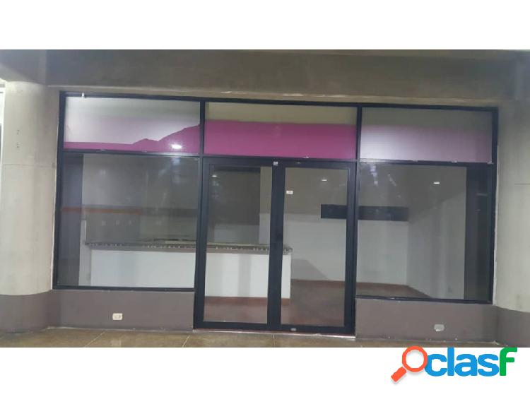 SE VENDE/ALQUILA LOCAL CENTRO COMERCIAL PETRORIENTE