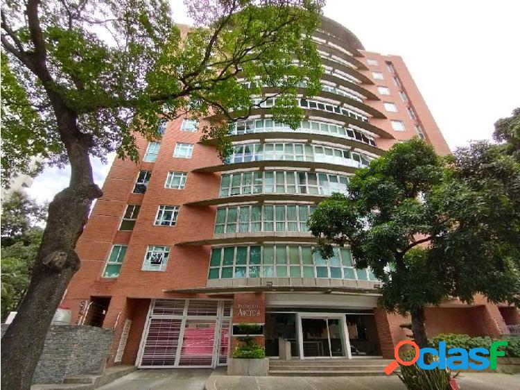 Se Alquila Apartamento 69 M2 en la Urbanización El Rosal