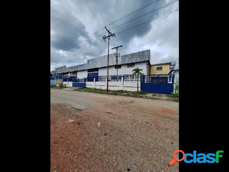 Se Alquila Galpón Industrial 750m2 Santa Teresa 4669