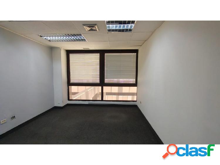 Se Alquila Oficina 73m² 4o / 2b CCCT