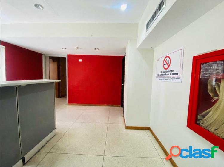 Se Alquila oficina 130m² La Urbina