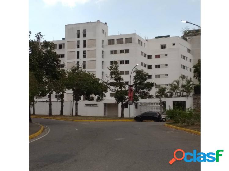 Se Vende Apartamento Duplex en Los Samanes