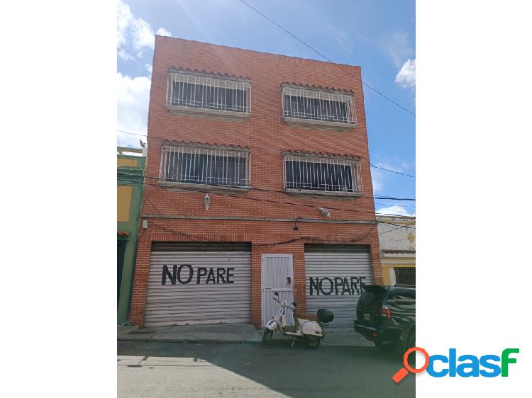 Se Vende Edificio 928m2 Centro de Caracas 9617