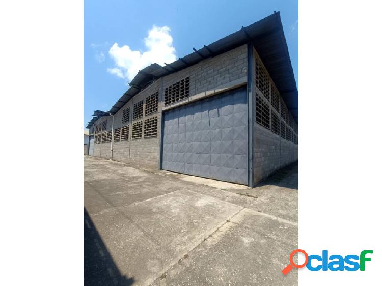 Se Vende Galpón Industrial 1.428m2 Cúa 0388