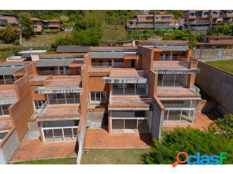 Se Vende TH 600m2-4h+1s+4b+1s+4p-Urb La Cima-Hatillo- RG