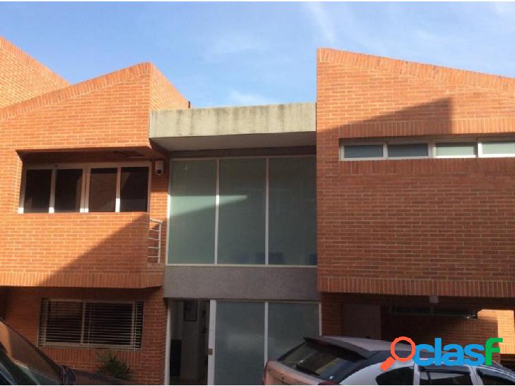 Se Vende casa 305m2 4h+s/3.5b+s/4p+Urb.Cerrada-Loma Linda