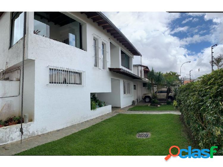 Se Vende casa 409 m2 4h+s/4.5b+s/3pe Lomas de la Lagunita