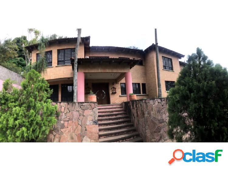 Se Vende/Alquila casa 550m2 4h+s/6.5b/5p Prados del Este