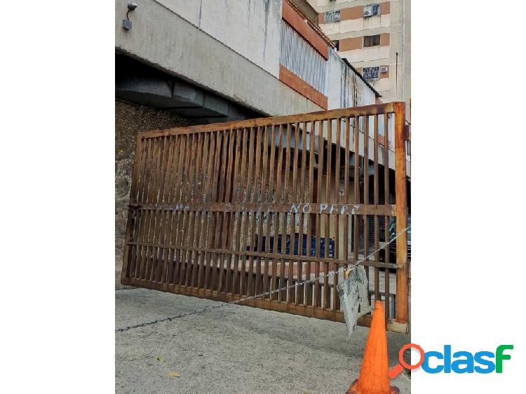 Se alquila Galpón 500m2 Los Ruices 5254