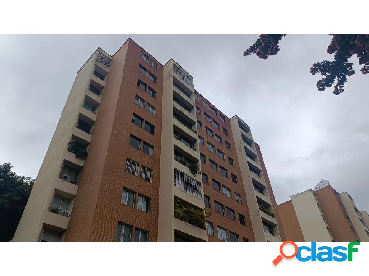 Se alquila apartamento 127m2 La Alameda 4758