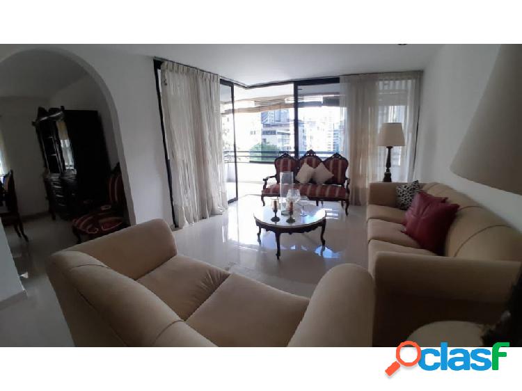 Se alquila apartamento 180m2 Los Palos Grandes 2463