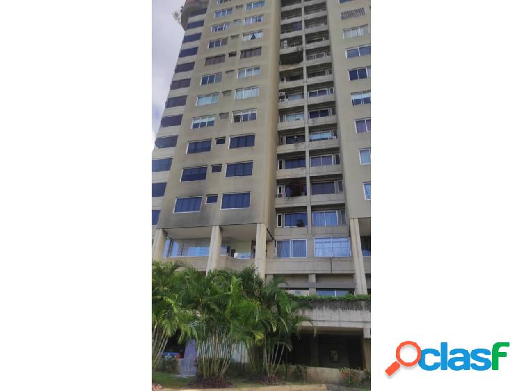 Se alquila apartamento 200m2 Los Naranjos 8909