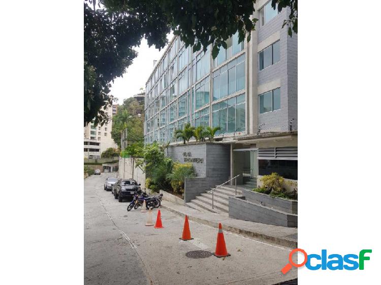 Se alquila apto 116m2 2h/3b/2p Lomas de Las Mercedes 2500