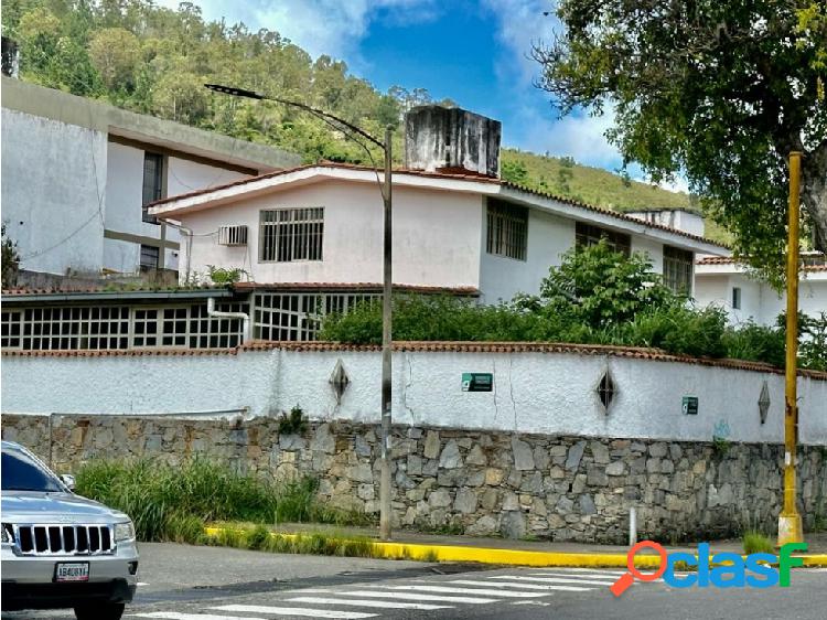 Se alquila casa 500m2 5h/4B/2p La Trinidad