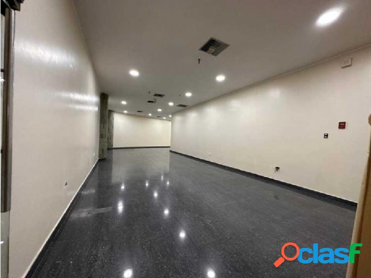 Se alquila local comercial. 112.40m2. CC Galerías Sébucan