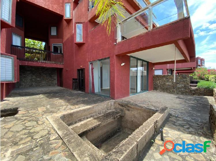 Se vende Apto 283m² 3h/3b/1p Colinas De Caranta, Nueva