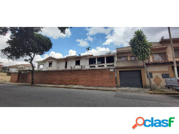 Se vende Casa 536m2,5h/4b/8p. La Casona.