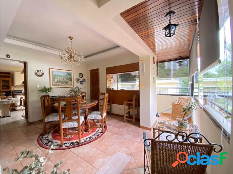 Se vende Casa 648m² 8h/9b/10p Los Palos Grandes