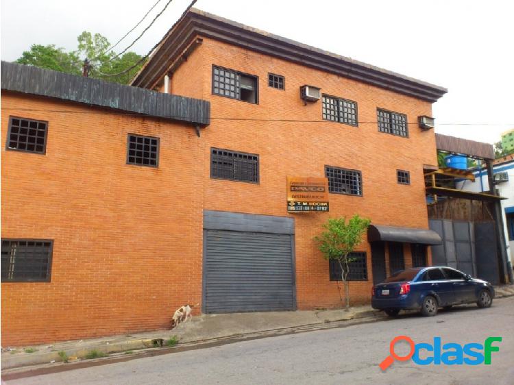 Se vende Edificio Galpón Industrial en Filas de Mariches.