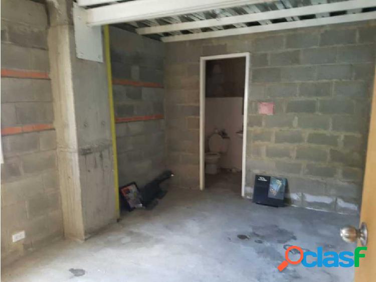 Se vende Galpón en Palo Verde 1200 MT