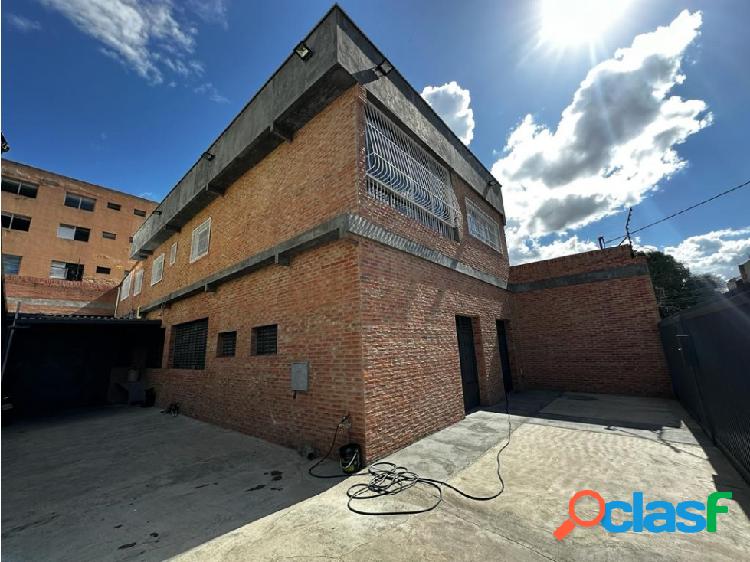 Se vende Galpon 500m² Boleita