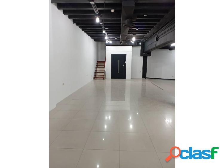 Se vende Local 449m2. Chacaito.