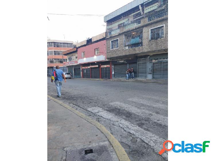 Se vende Local Comercial 230m2. Guatire.