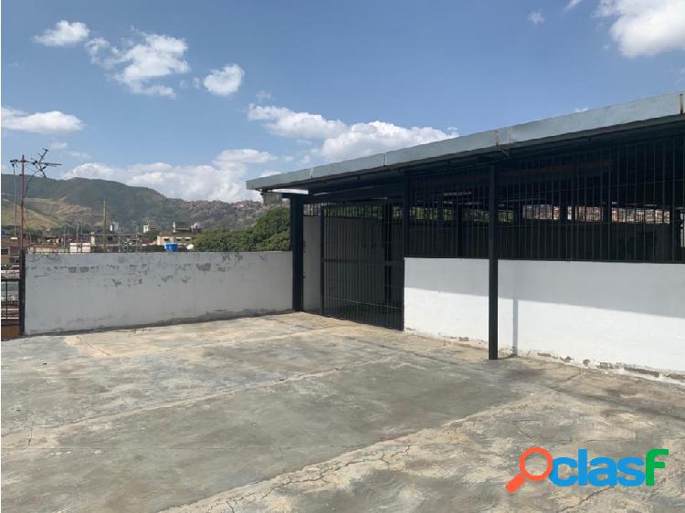 Se vende Local Comercial 810m² 2b/12p Prado de Maria