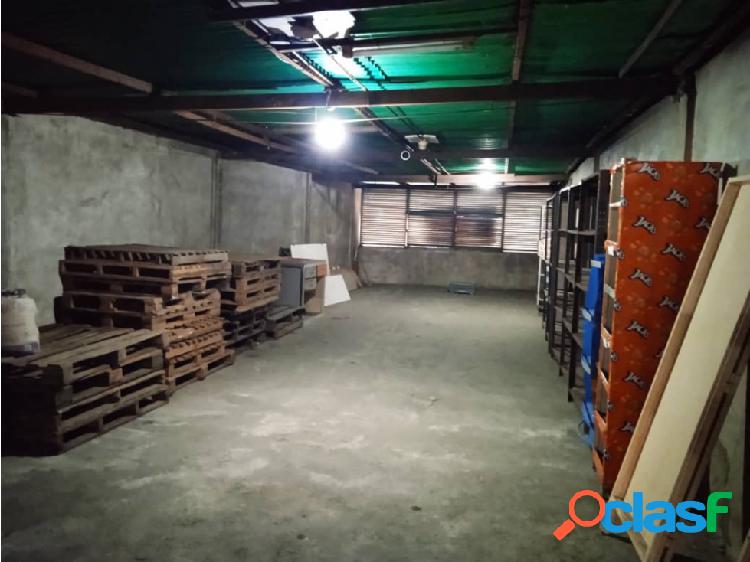 Se vende Local Comercial en Antímano