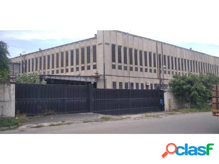 Se vende/ alquila Galpón 7000m² Guarenas