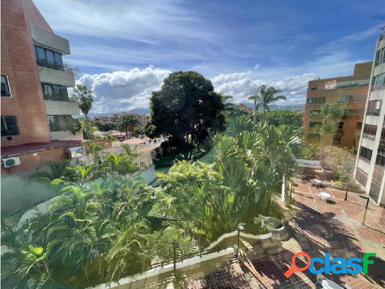 Se vende apartamento 154m2 Sebucán 0340