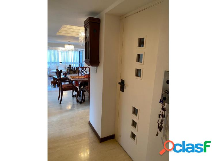 Se vende apartamento 207m2 Valle Arriba 8757