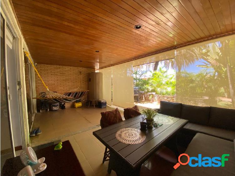 Se vende apartamento 99m² 2h/2b/1e Playa el Ángel