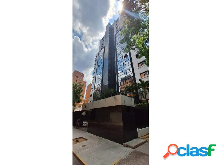 Se vende apto 106m2 - 3h+1s+4b+3p+1m - El Rosal - RG