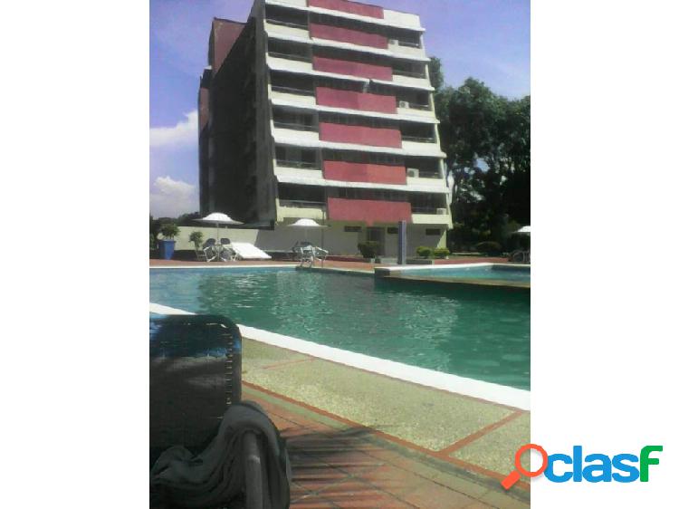 Se vende apto 120m2 2h/ 2b/ 1p Rio Chico